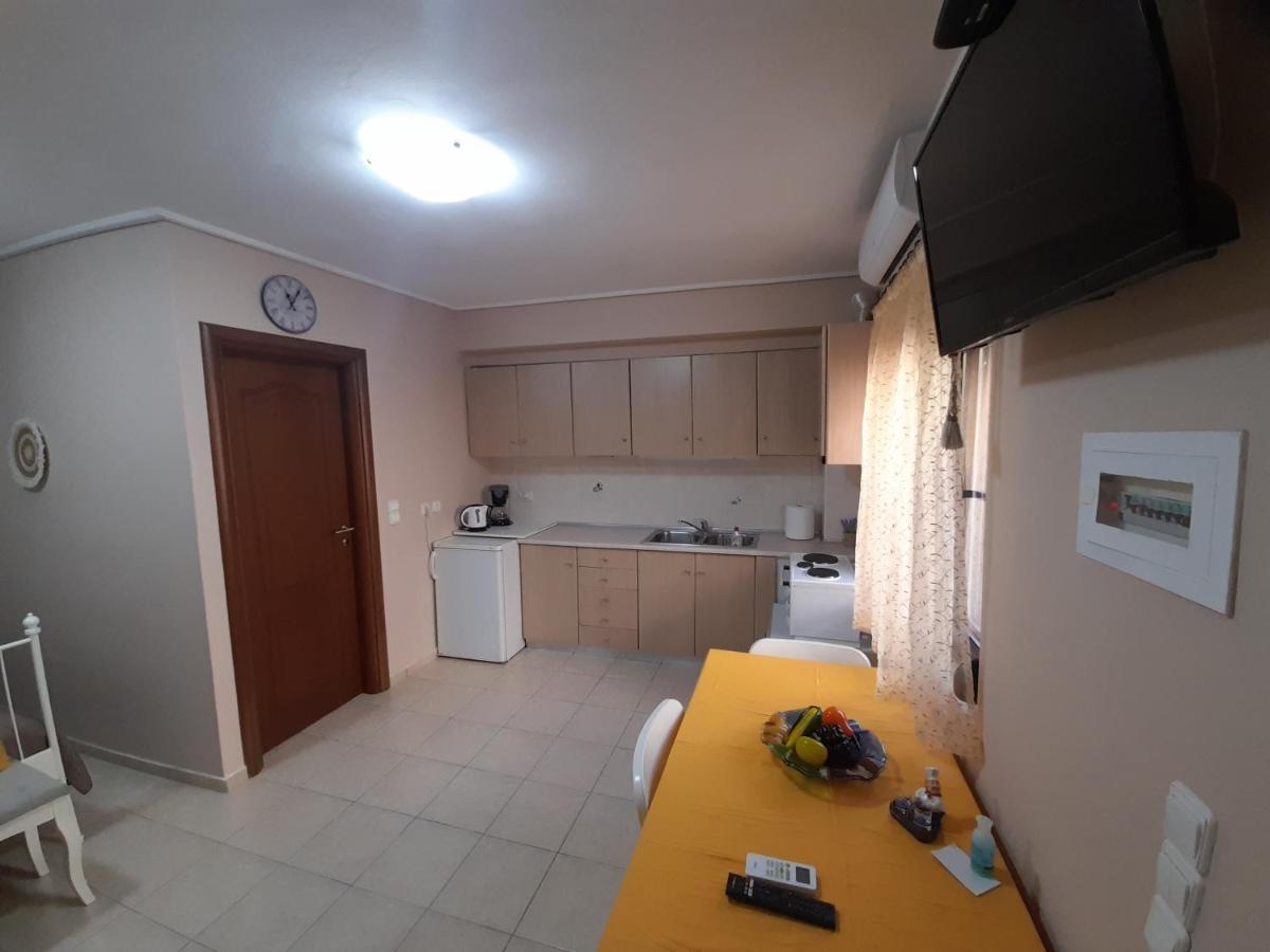 Nikos Appartement *