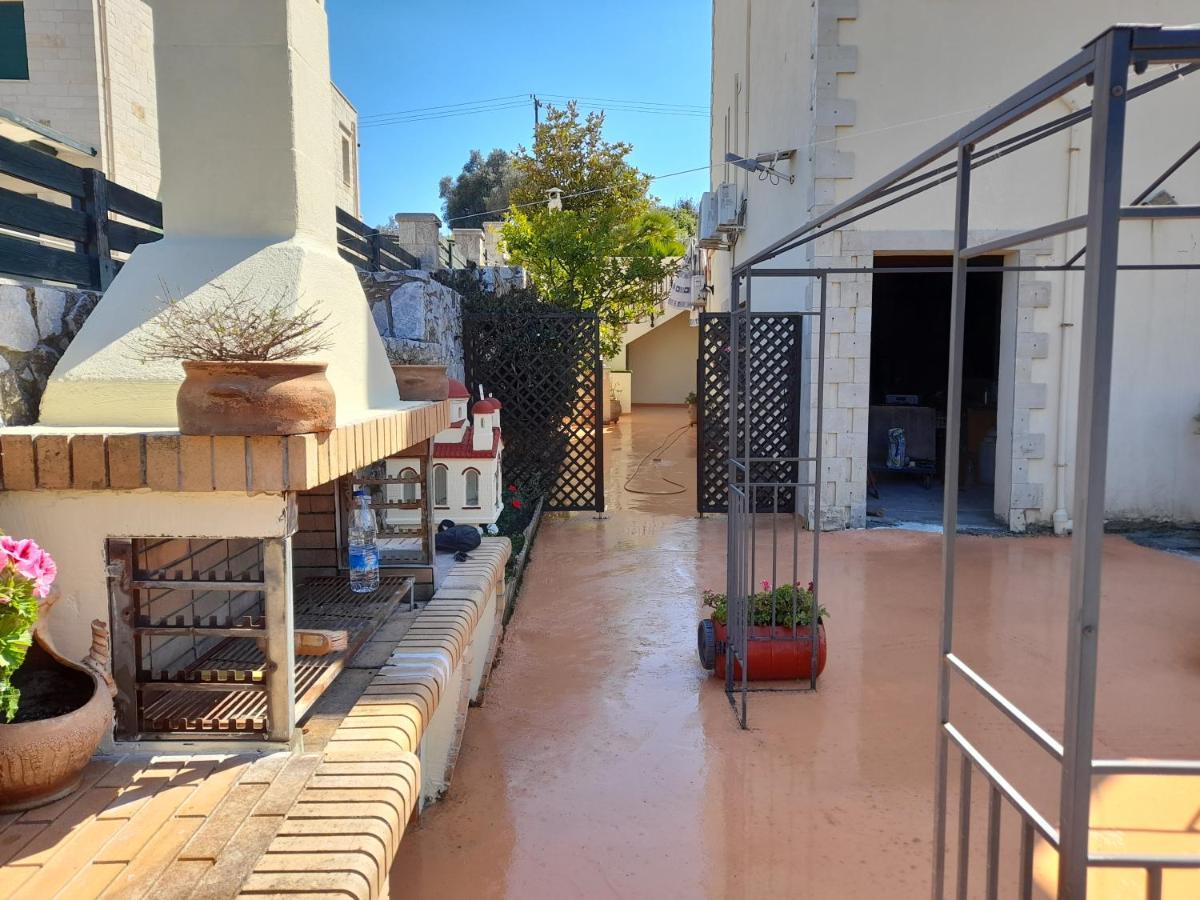 Nikos Studio 公寓 Kalyves